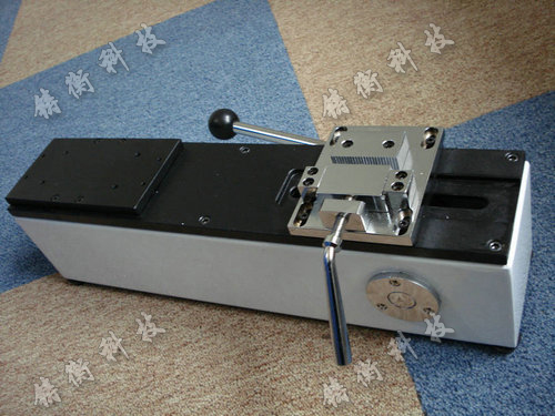 ���������y���x